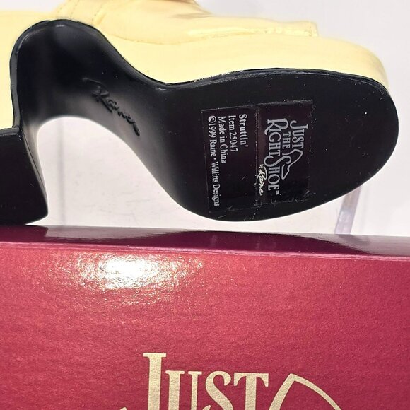 Just The Right Shoe "Struttin" Miniature Figurine 1975 By Raine PR606 - Picture 9 of 11